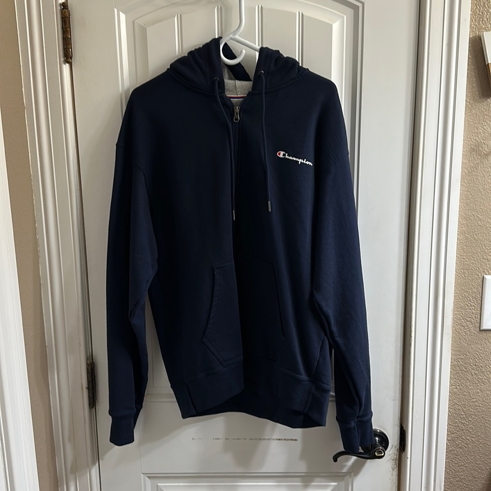 Champion’s Men Zip-Up Jacket NWOT 🔥